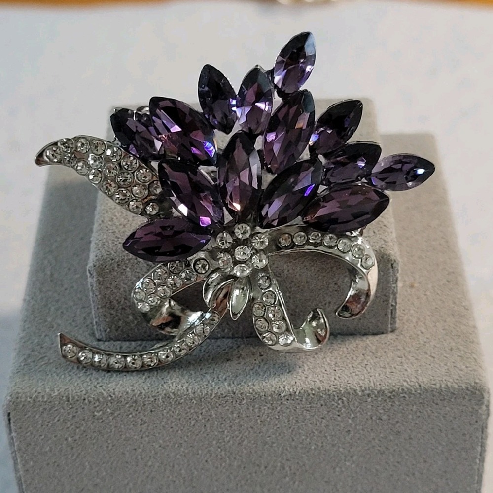 Purple Marquise Rhinestone Floral Spray Brooch Silver Tone Crystal Pin
